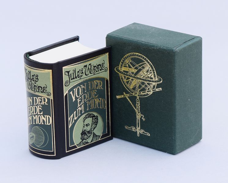 Cover von Von der Erde zum Mond